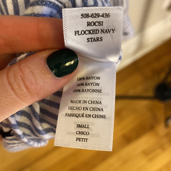 Rails XS-S Smocked Stars and Stripes Button Down - Picture 6 of 6